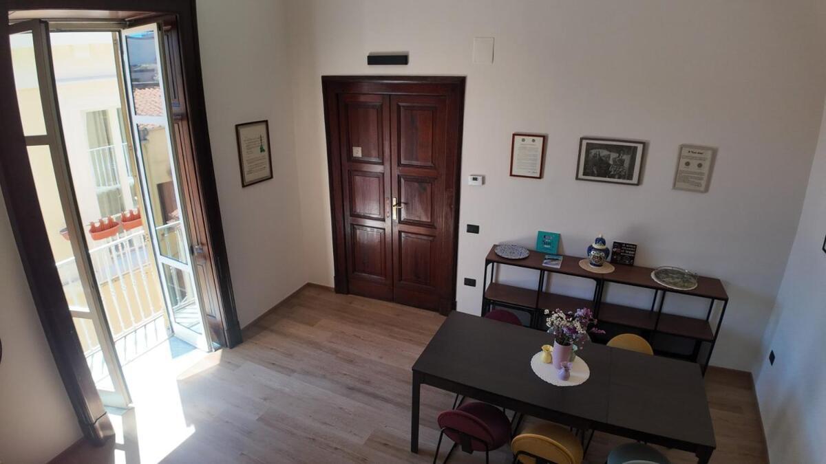 Casa Manu Nuovo Appartamento In Centro Storico Benevento Ngoại thất bức ảnh